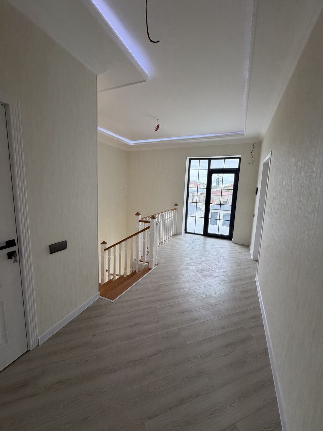 Satılır 5 otaqlı həyət evi/bağ evi 220 m² — Ev, villa, Bakı (10)
