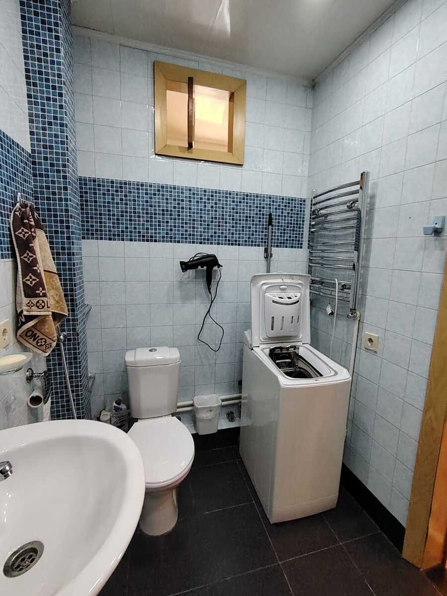 İcarəyə verilir 2 otaqlı köhnə tikili 90 m² — Mənzil, Bakı (9)