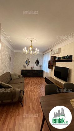 Satılır 2 otaqlı 70 m² köhnə tikili Ayna Sultanova heykəli — Mənzil (3)