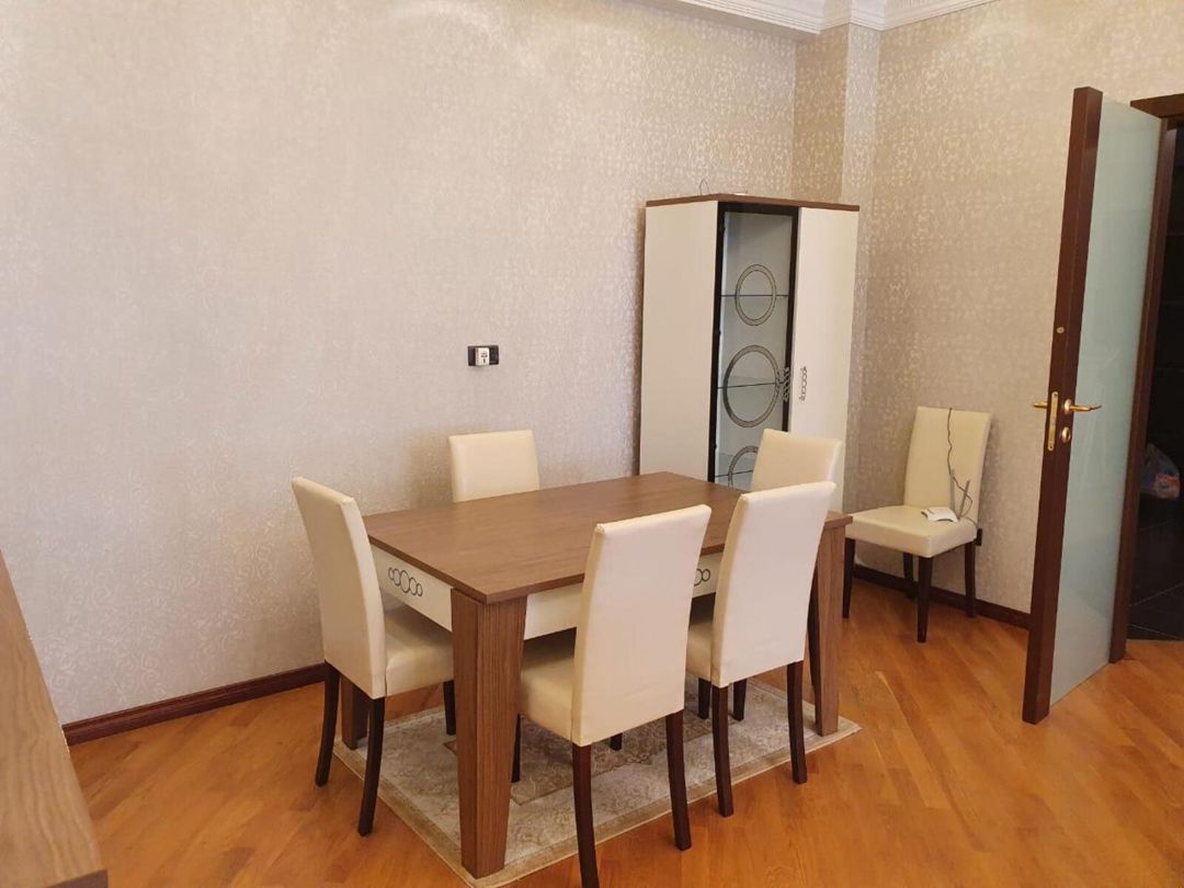 Satılır 2 otaqlı yeni tikili 120 m² — Mənzil, Bakı (8)