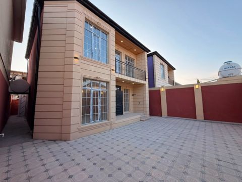 Satılır 4 otaqlı həyət evi/bağ evi 170 m² — Bakı
