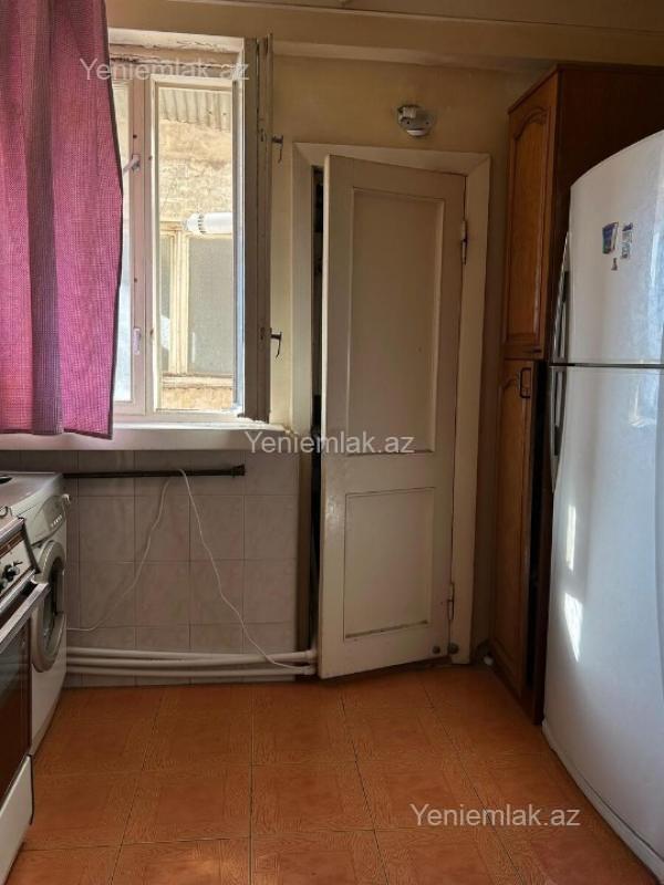 Satılır 4 otaqlı Bina evi menzil (Köhnə tikili), 100 m², Nəsimi rayonu — Mənzil, Bakı (6)