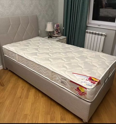 Tək nəfərlik çarpayı dəsti - Ölçü: təxmini 100x200 sm tək yerlik — Bakı