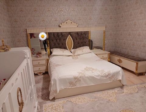 Taxt kocle elaqedar satilir Qiymet 260 man Unvan;Sabuncu 8188 — Mehdiabad