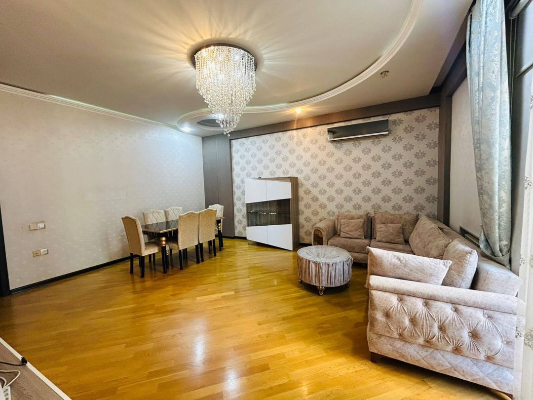 İcarəyə verilir 4 otaqlı yeni tikili 166 m² — Mənzil, Bakı (2)