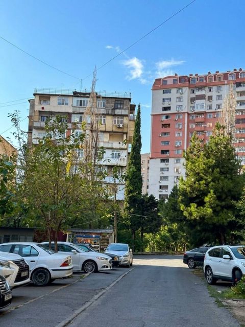 İcarəyə verilir 3 otaqlı köhnə tikili 70 m² — Bakı