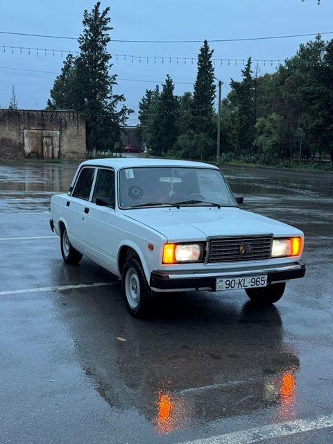 Lada (VAZ) 2107, 1.7 L, 2009 il, 91 000 km — Şirvan