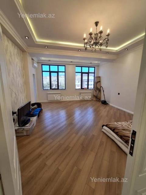 Satılır 3 otaqlı Bina evi menzil (Yeni tikili), 145 m², Xətai rayonu — Ruslan — Пәтер