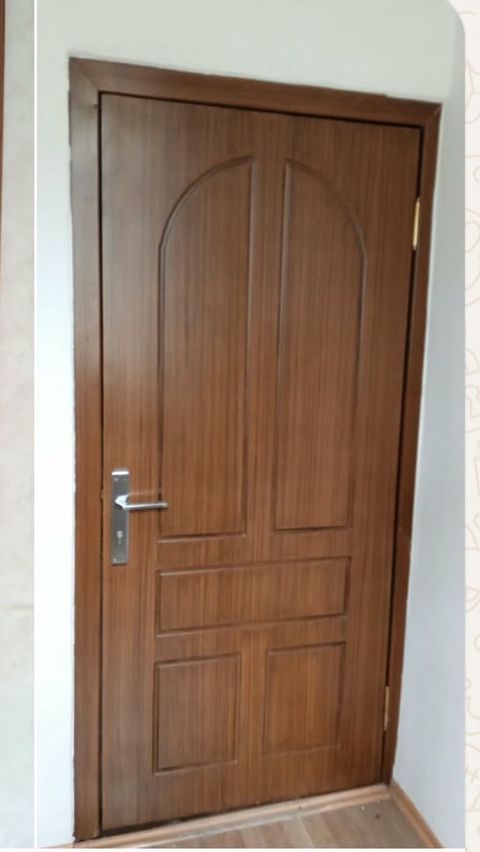 Qapi 10eded 210/90sm 60azn biri Nerimanov 3932 leli — Digah