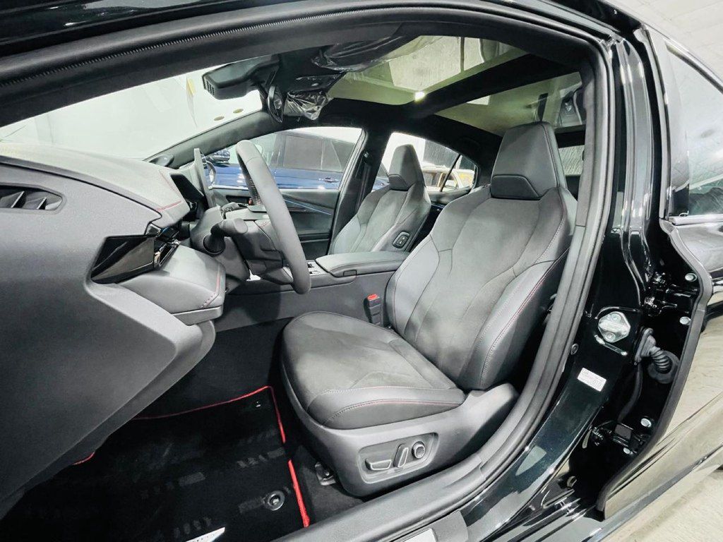 Toyota Camry, 2.0 L, 1 kWh, 2026 il, yeni — Avtomobillər, Bakı (10)