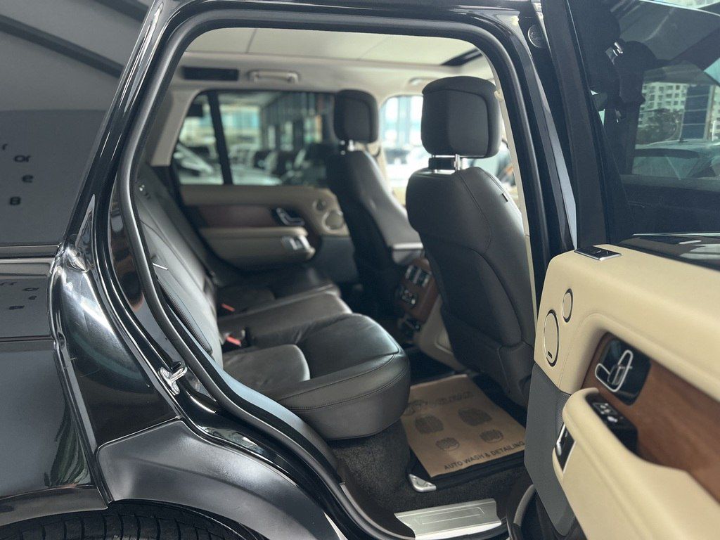 Land Rover Range Rover, 3.0 L, 2019 il, 64 000 km — Avtomobillər, Bakı (12)