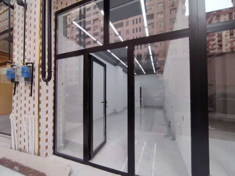 Satılır obyekt 35 m² — Bakı