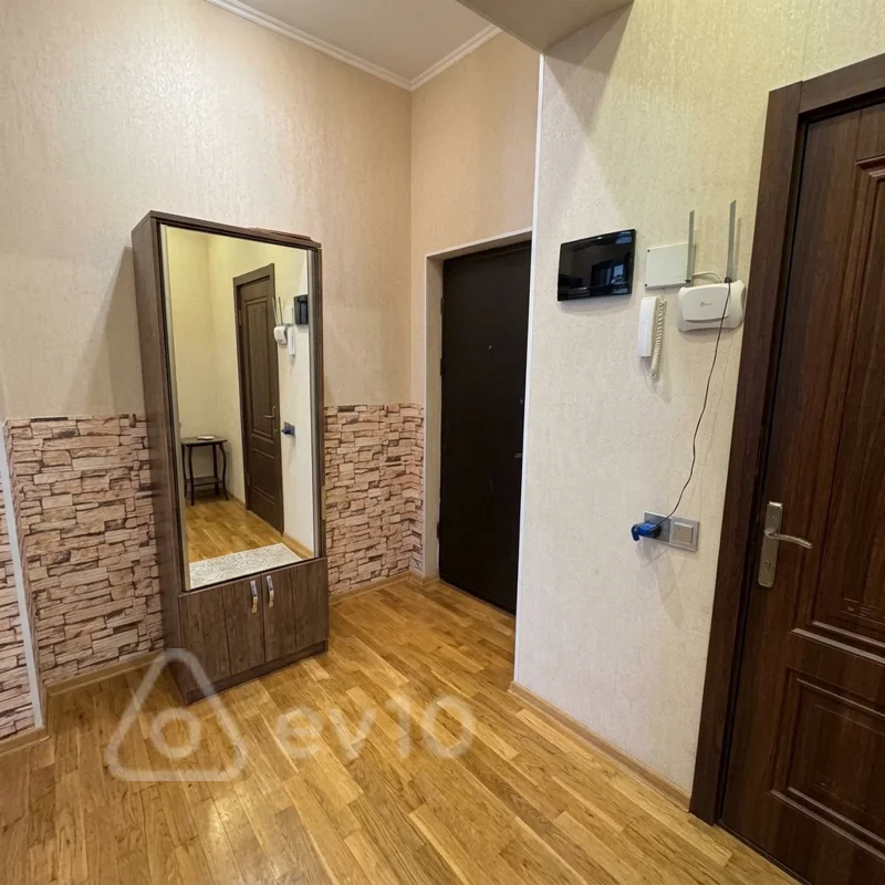 3 otaqlı mənzil, 80 m², Özbəkistan küçəsi — kirayə — Mənzil, Bakı (10)