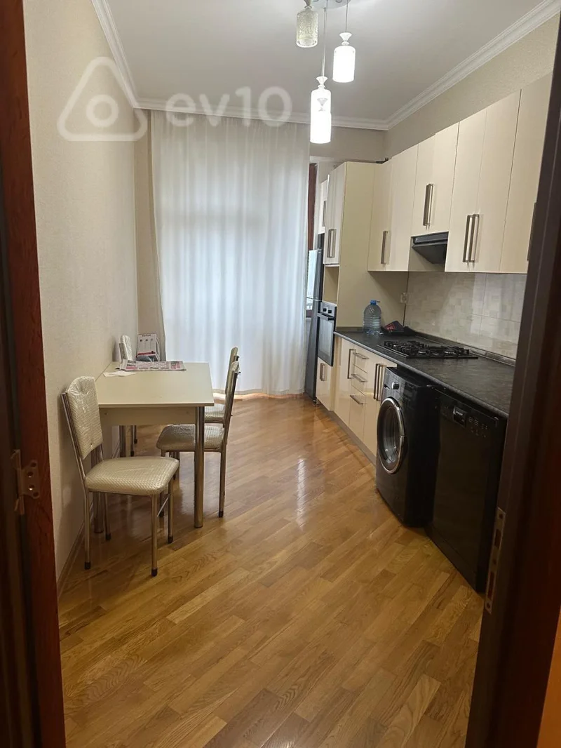 2 otaqlı mənzil, 75 m², İnşaatçılar m kristal abşeron — kirayə — Bakı