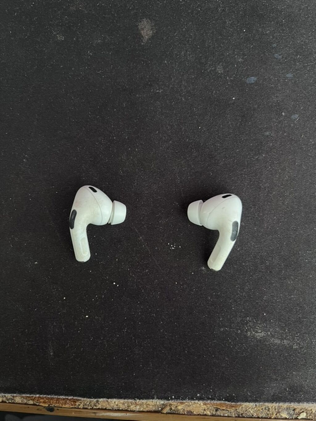 Satılır — AirPods Pro 2 — 150 AZN - Aktiv səs-küyün — Qulaqcıqlar, Bakı (3)