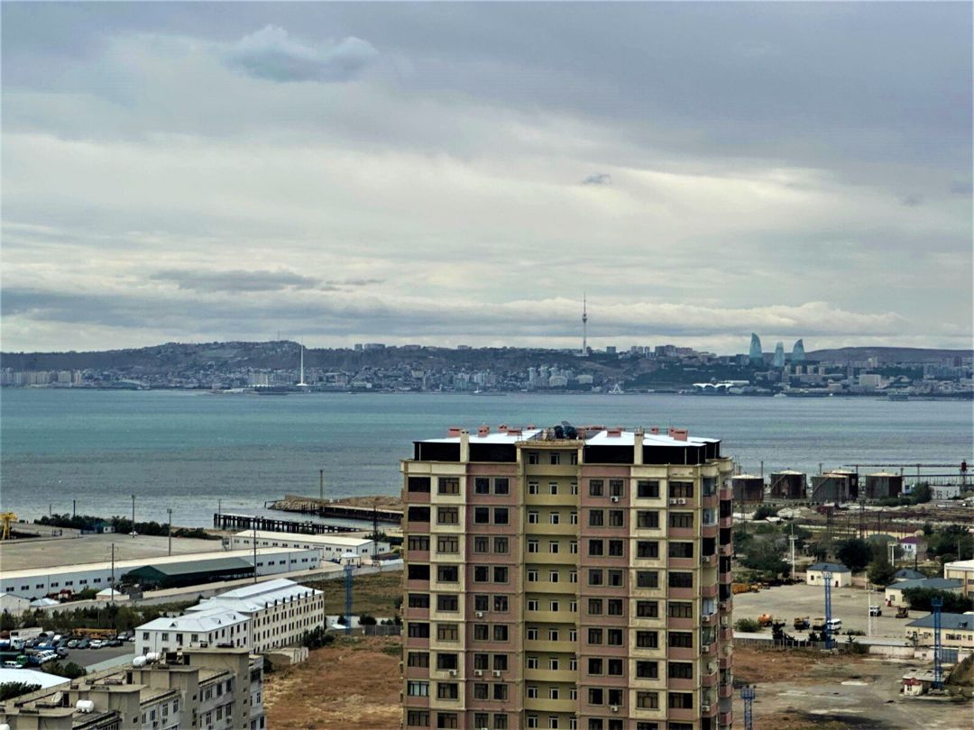 Satılır 5 otaqlı yeni tikili 235 m² — Mənzil, Bakı (2)