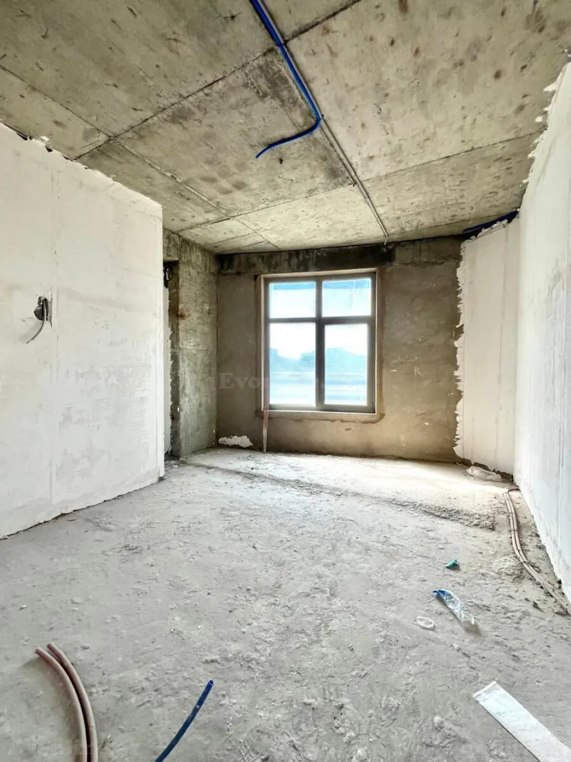 Satılır 3 otaqlı Mənzil Yeni tikili 175 m² Bakı, Yasamal r., Elmlər Akademiyası m — Bakı