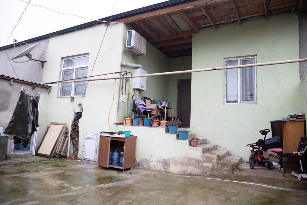 Satılır 4 otaqlı həyət evi/bağ evi 130 m² — Ev, villa, Bakı (2)