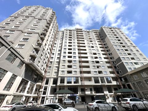 Satılır 3 otaqlı yeni tikili 125 m² — Bakı
