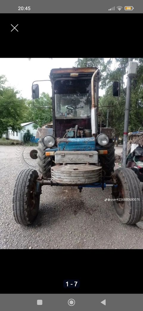 MTZ Belarus təkərli traktor - Kabinli konstruksiya, geniş görünüşlü — Bərdə