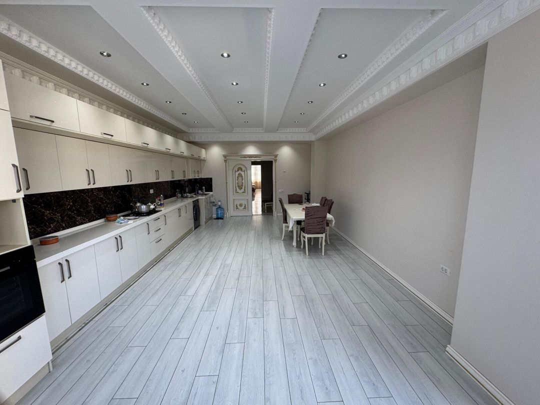 İcarəyə verilir 3 otaqlı yeni tikili 234 m² — Mənzil, Bakı (8)