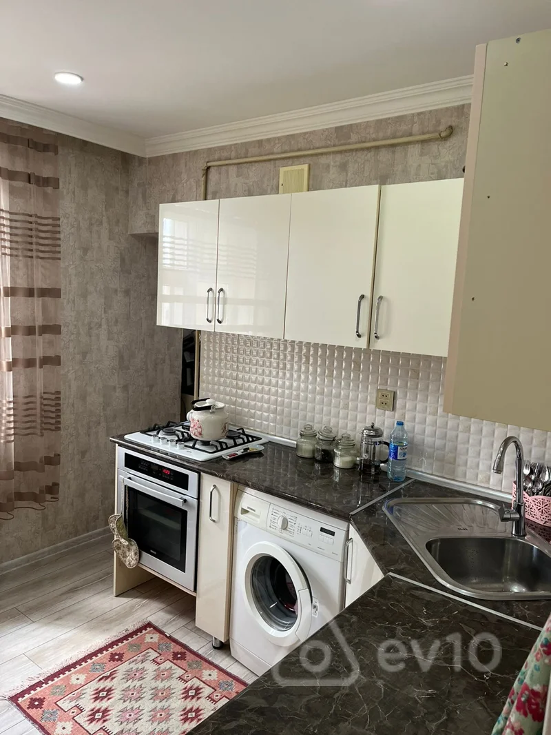 4 otaqlı mənzil, 110 m², Nizami rayonu, Nazlı sarayın yanı — Mənzil, Bakı (10)