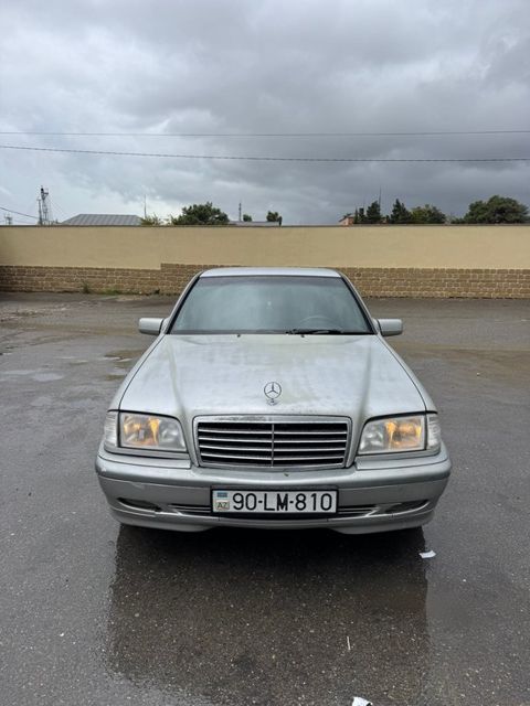 Mercedes C 200, 2.0 L, 2000 il, 250 000 km — Bakı
