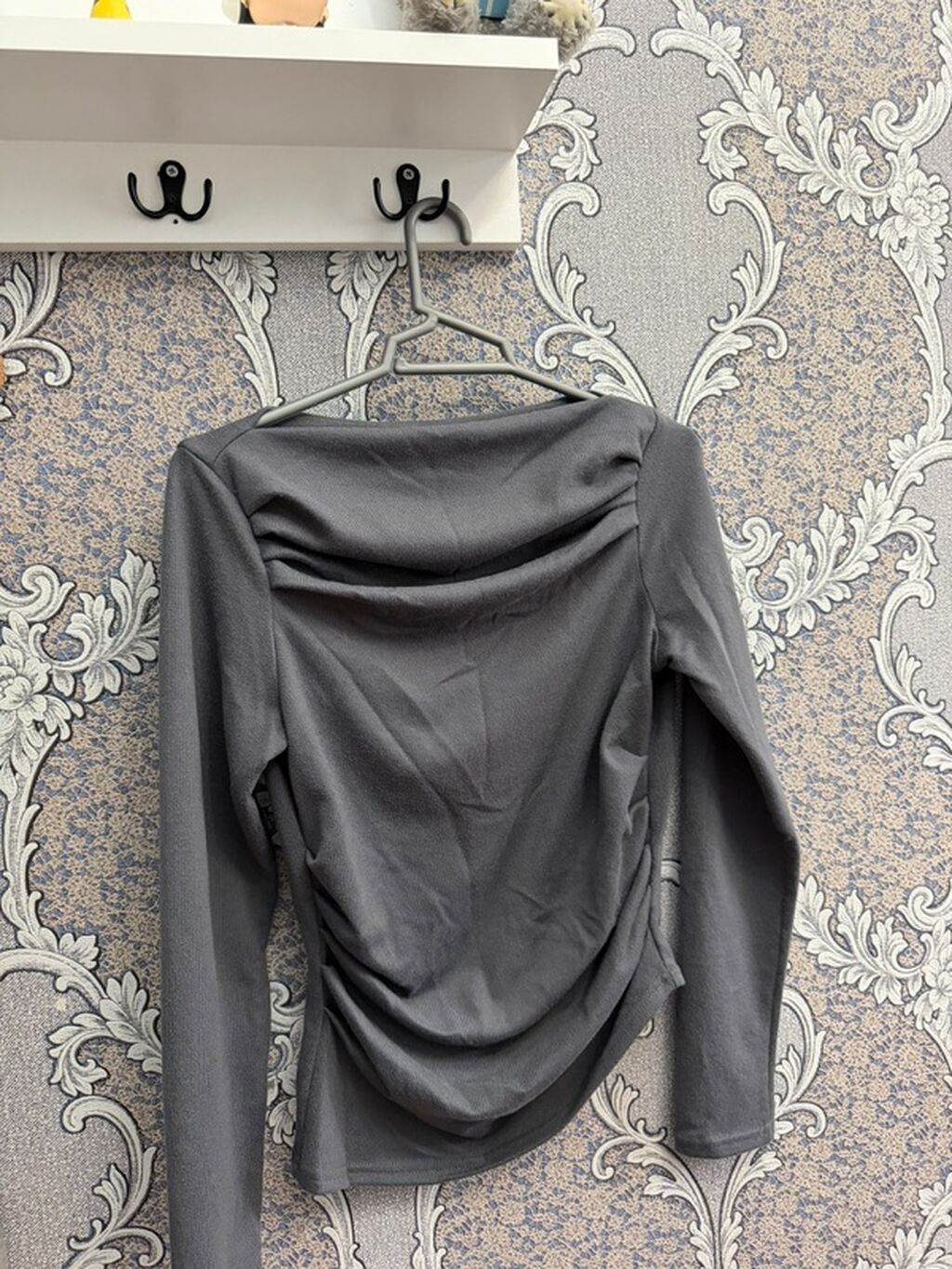 Qadın köynəyi – boz rəngdə, uzunqollu. - Model: drapeli/drapirovkalı — Köynək, Bakı