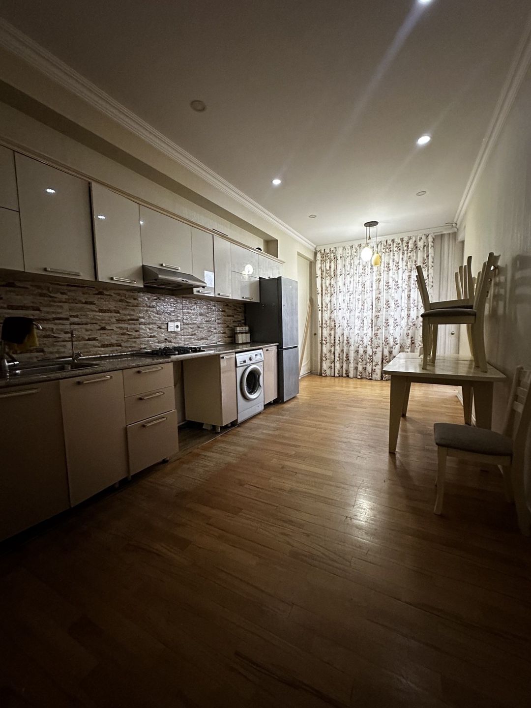 İcarəyə verilir 3 otaqlı yeni tikili 150 m² — Mənzil, Bakı (6)