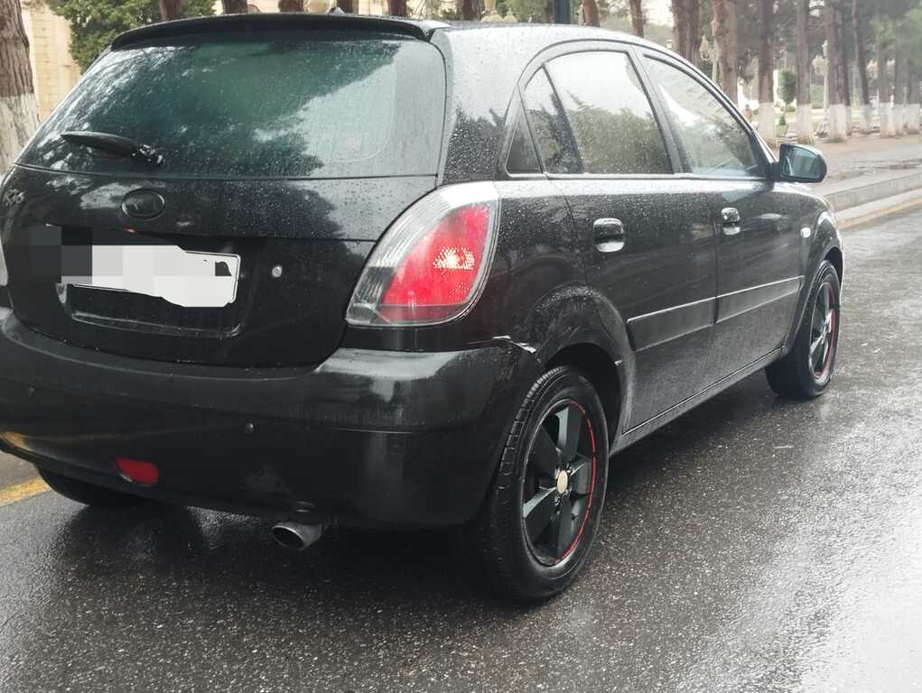 Kia Rio, 1.5 L, 2006 il, 400 000 km — Avtomobillər, Bakı (4)