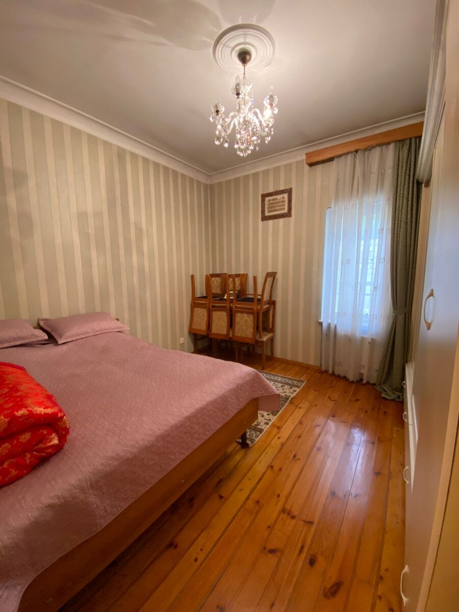 Satılır 7 otaqlı həyət evi/bağ evi 400 m² — Ev, villa, Bakı (9)