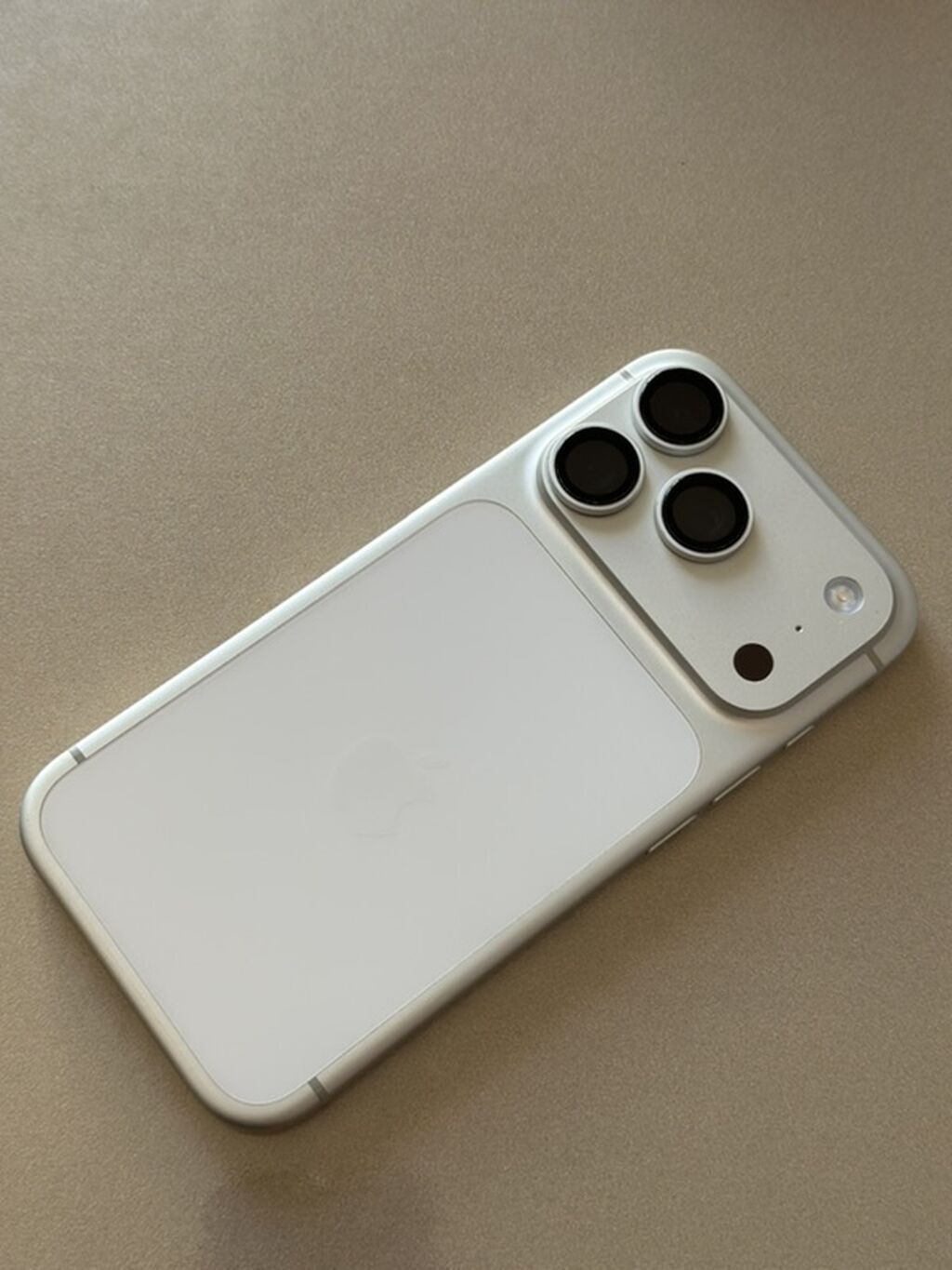 IPhone 17 Pro, 256 GB, Ağ, Face ID — Apple iPhone, Bakı (10)