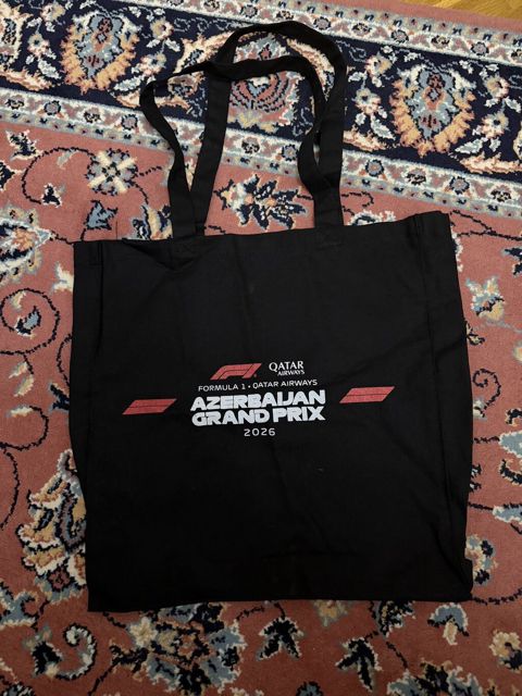 Orijinal Formula 1 çantası F1 və Azərbaycan Qran Prisi kolleksiya — Bakı