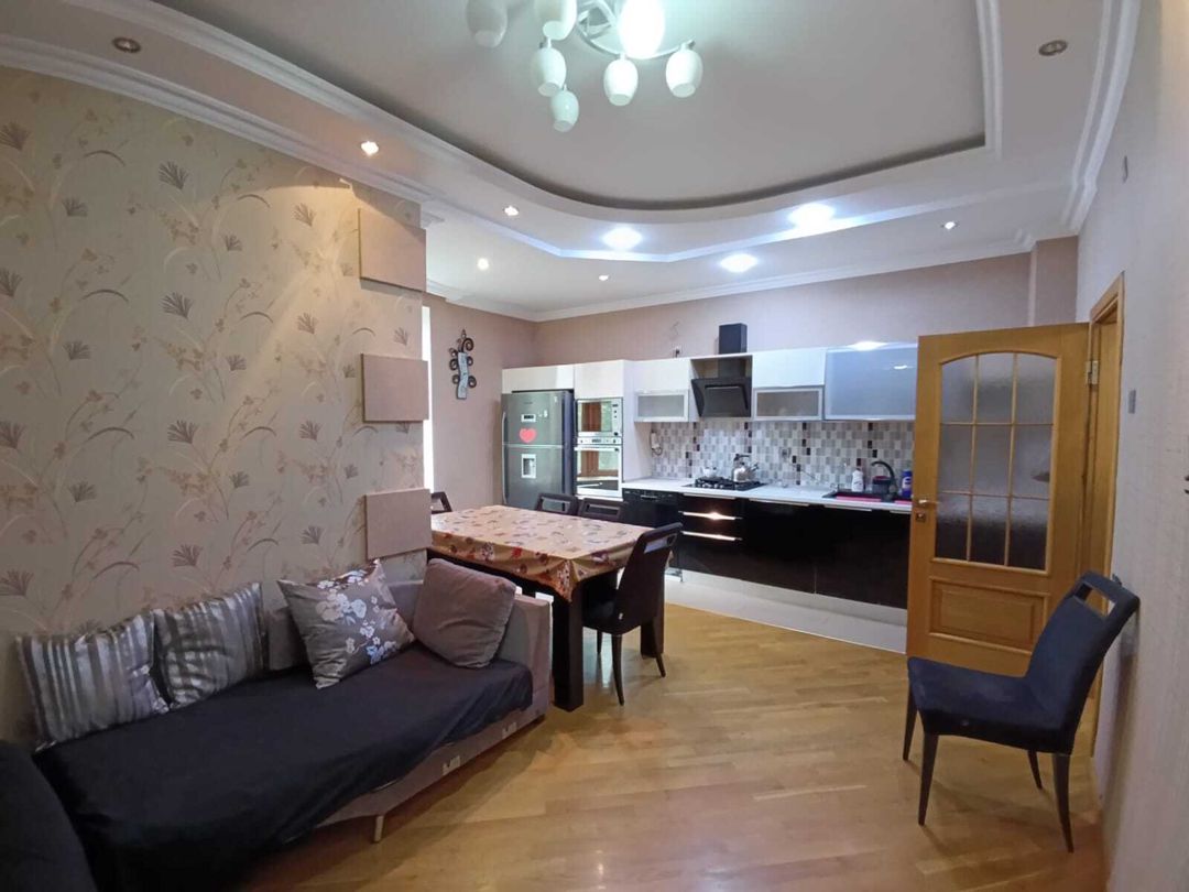 İcarəyə verilir 3 otaqlı yeni tikili 160 m² — Mənzil, Bakı (3)