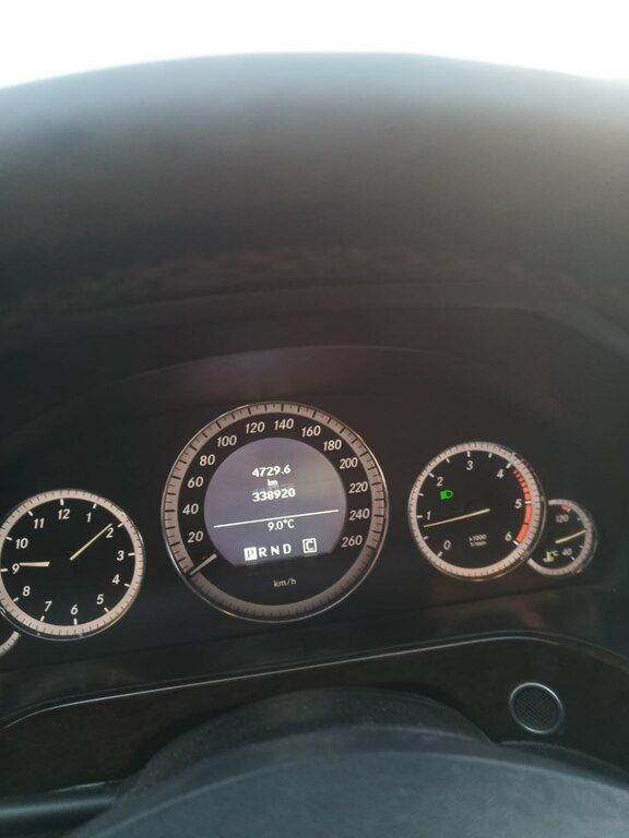 Mercedes E 220, 2.1 L, 2010 il, 318 000 km 99-SO-509 — Avtomobillər, Bakı (10)