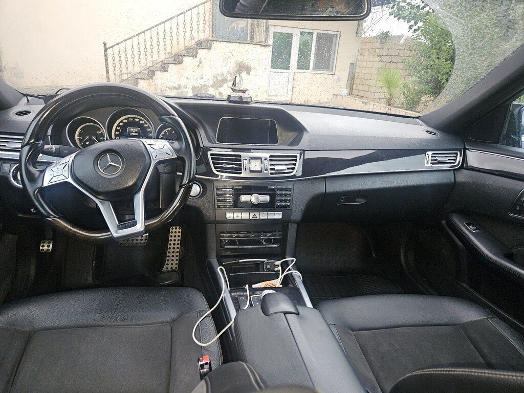 Mercedes E 250, 2.0 L, 2014 il, 273 000 km — Avtomobillər, Bakı (8)