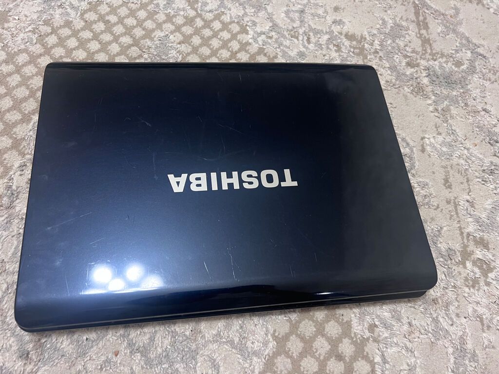 Toshiba (adaptoru taxanda işləyir) — Kompüterlər və noutbuklar, Bakı