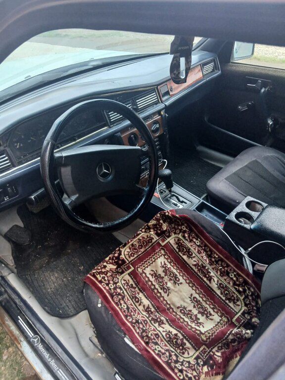Mercedes 190, 2.0 L, 1991 il, 250 000 km 44-BK-822 — Avtomobillər, Gəncə (3)