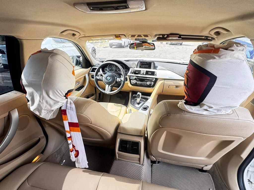 BMW 330, 2.0 L, 2016 il, 270 000 km 10-TM-777 — Avtomobillər, Bakı (6)