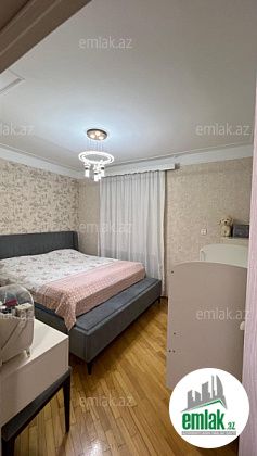 Satılır 2 otaqlı 70 m² köhnə tikili Ayna Sultanova heykəli — Mənzil (5)