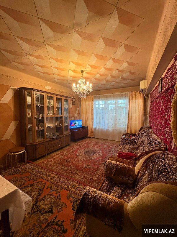 Yasamal rayonunda 4 otaqlı Köhnə tikili Satılır, 110 m² — Mənzil, Bakı (2)