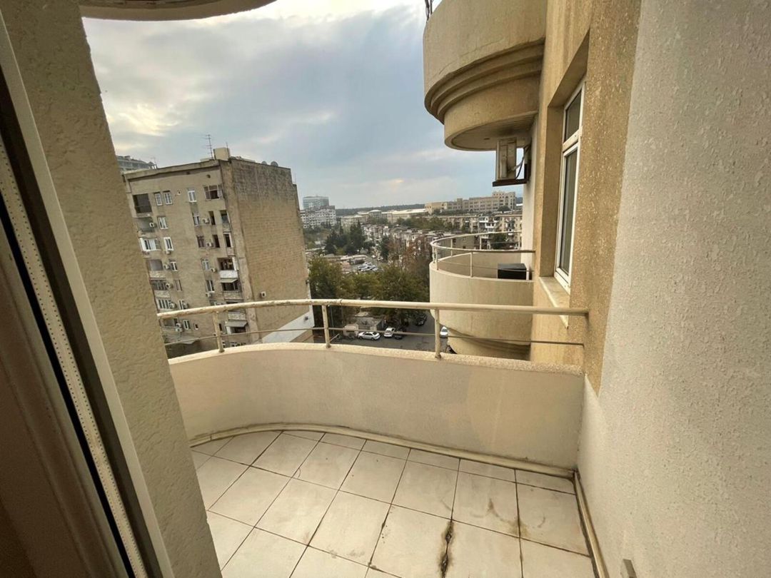 İcarəyə verilir 4 otaqlı yeni tikili 191 m² — Mənzil, Bakı (9)