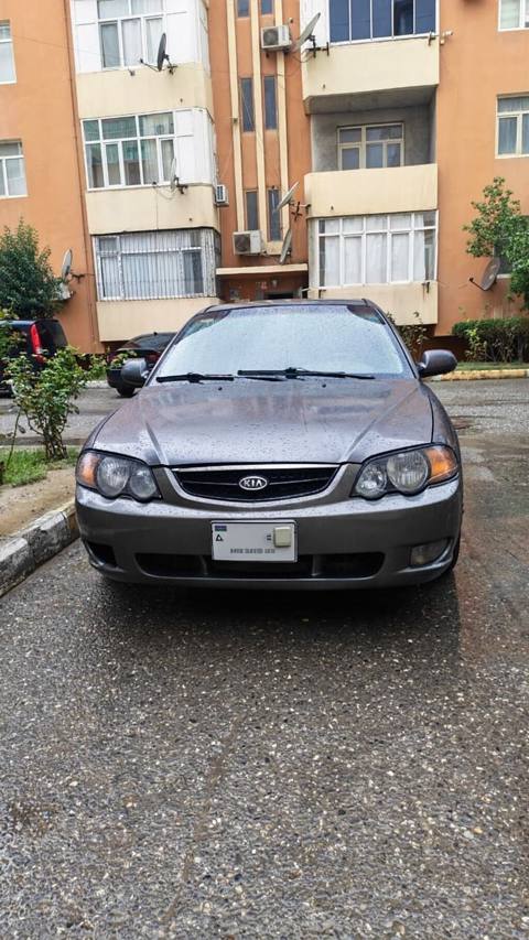 Kia Cerato: 1.8 l 2002 il Sedan — Bakı