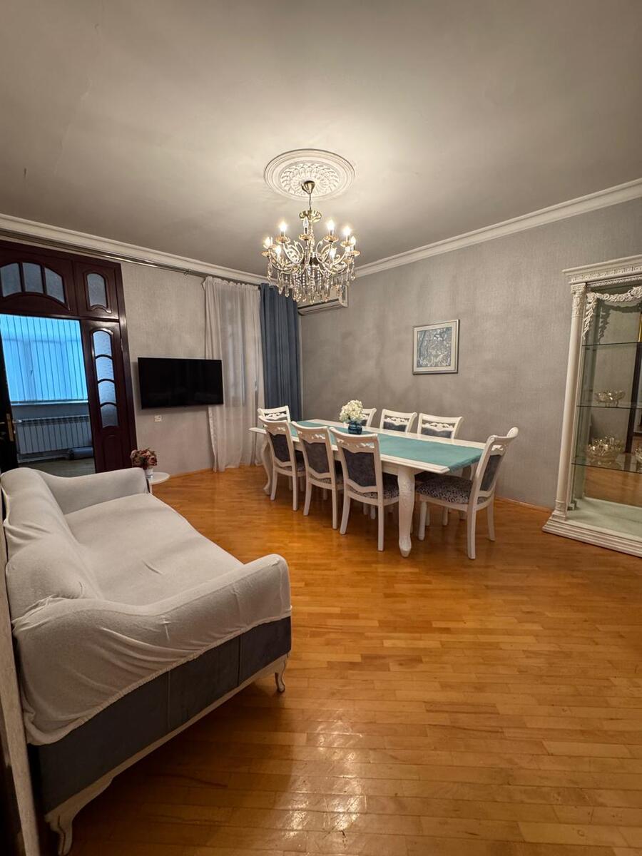 Satılır 4 otaqlı köhnə tikili 100 m² — Mənzil, Bakı (6)