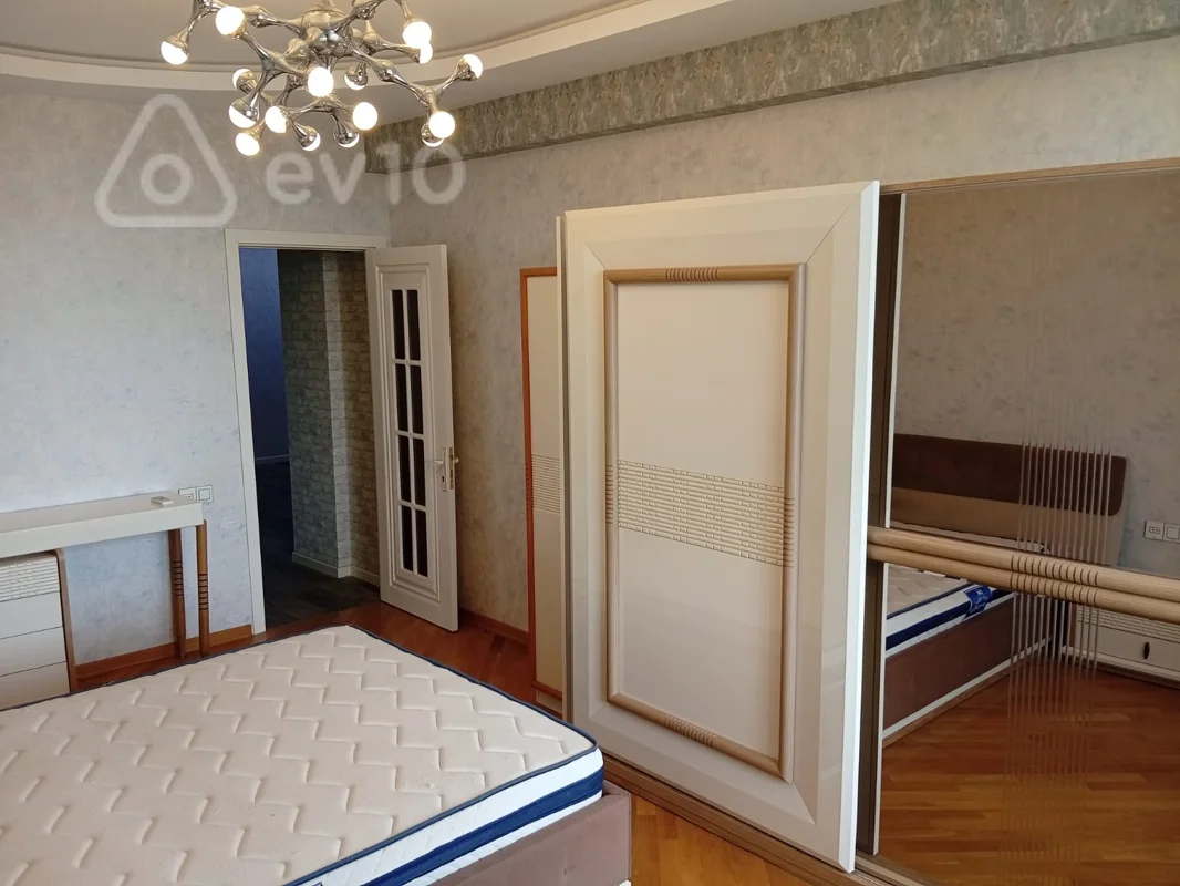 3 otaqlı mənzil, 164 m², Nəcəfqulu Rəfiyev küçəsi — kirayə — Mənzil, Bakı (5)