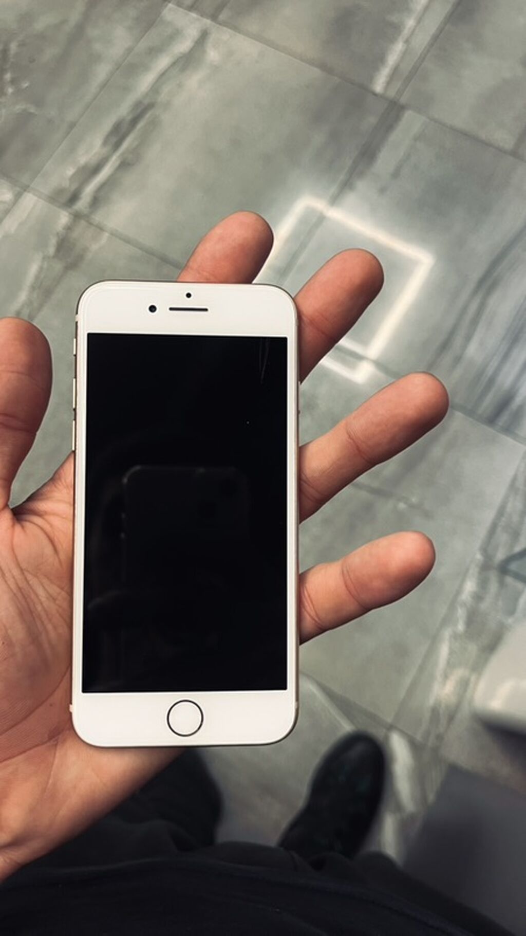 IPhone 8, 64 GB, Qızılı, Simsiz şarj — Apple iPhone, Bakı (2)
