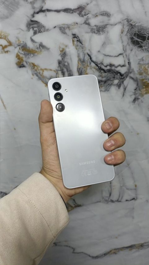 Samsung Galaxy A16, 128 GB, Zəmanət, Sensor, Barmaq izi — Bakı