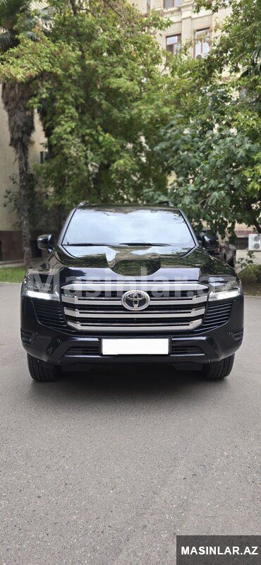 Toyota Land Cruiser 300, 2022 il — Minik avtomobili icarəsi, Bakı
