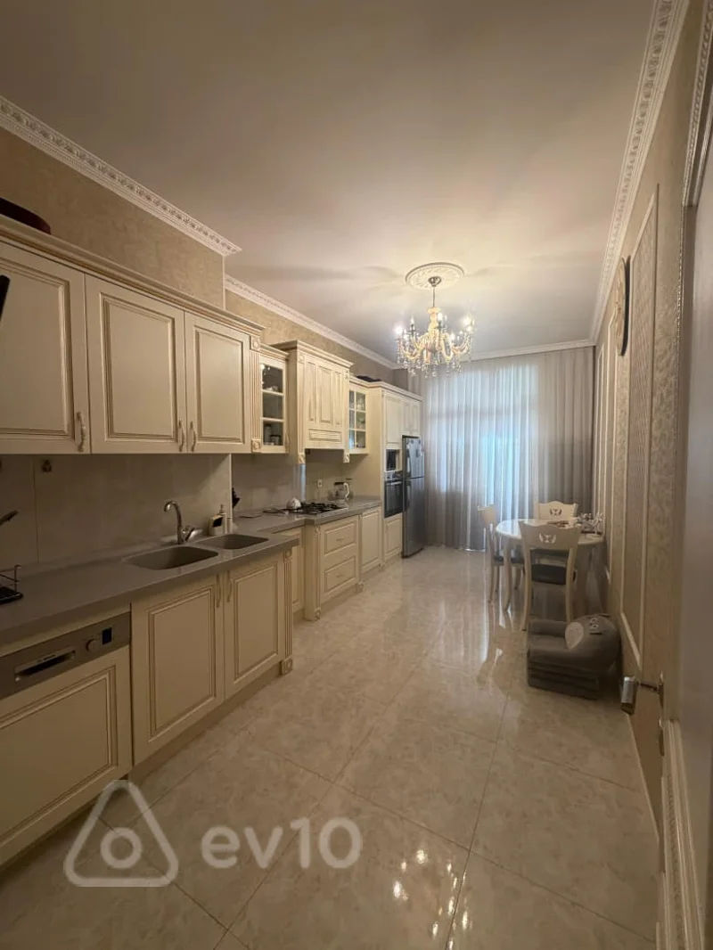 3 otaqlı mənzil, 160 m², Şamaxinka — Mənzil, Bakı (10)