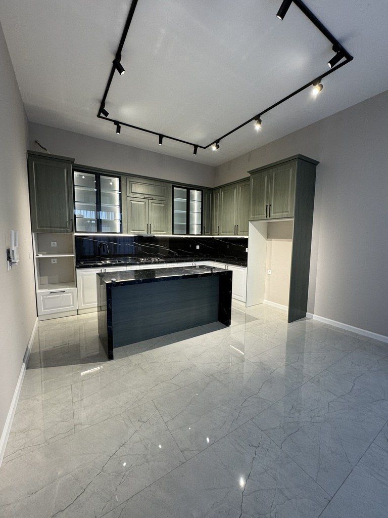 Satılır 5 otaqlı həyət evi/bağ evi 300 m² — Ev, villa, Bakı (9)